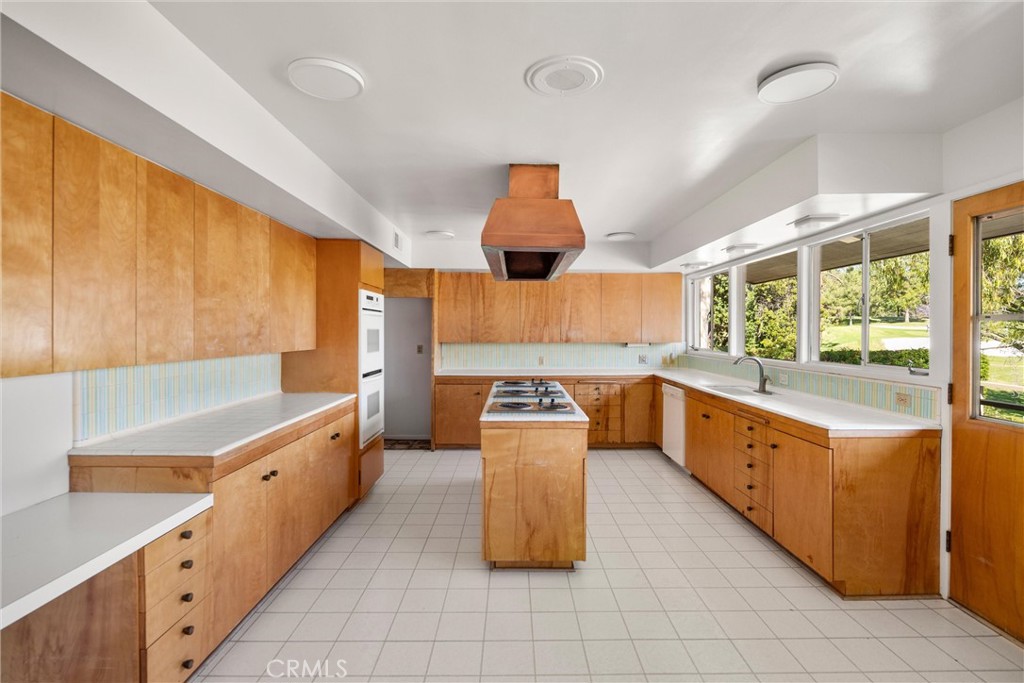 8780 Hillcrest Road Buena Park, CA 90621 - Photo 36 of 62
