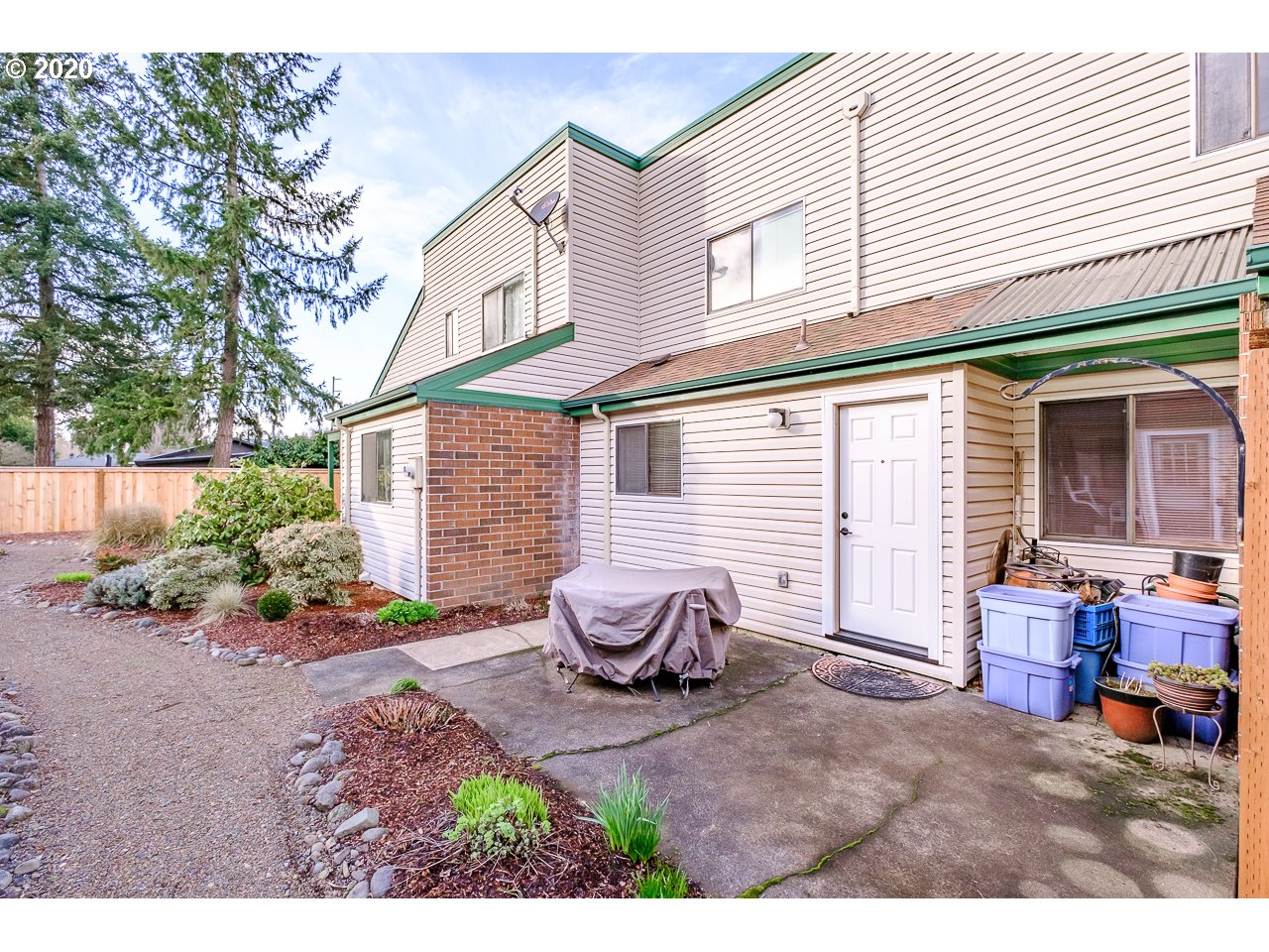 3244 Pacific Place Southwest, Unit 8 Albany, OR 97321 - Photo 3 of 24 Gallery Image 3
