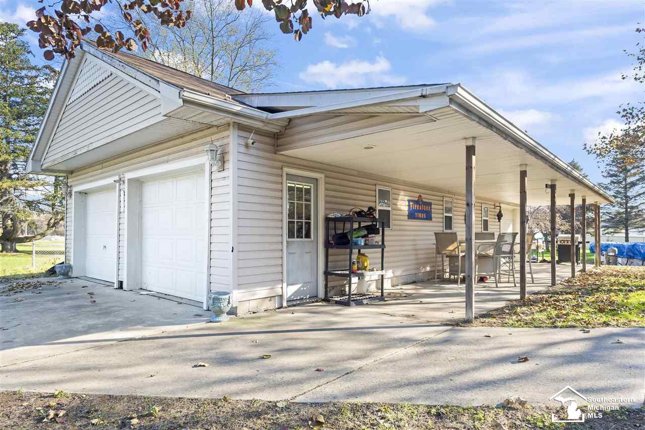 203 Ash Street Carleton, MI 48117 - Photo 4 of 46 50060495-3.JPG