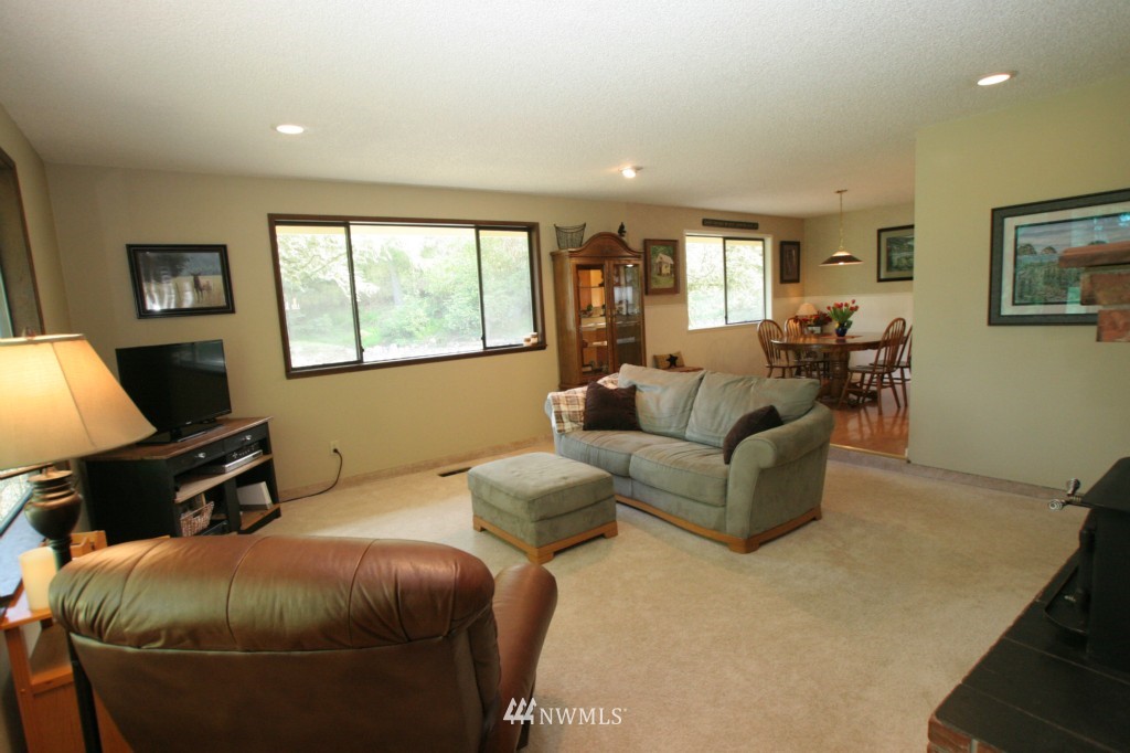 13804 Littlerock Road Southwest Rochester, WA 98579 - Photo 2 of 25