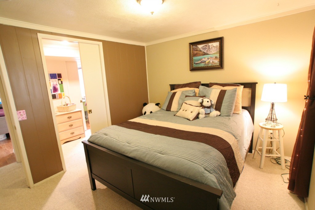 13804 Littlerock Road Southwest Rochester, WA 98579 - Photo 12 of 25