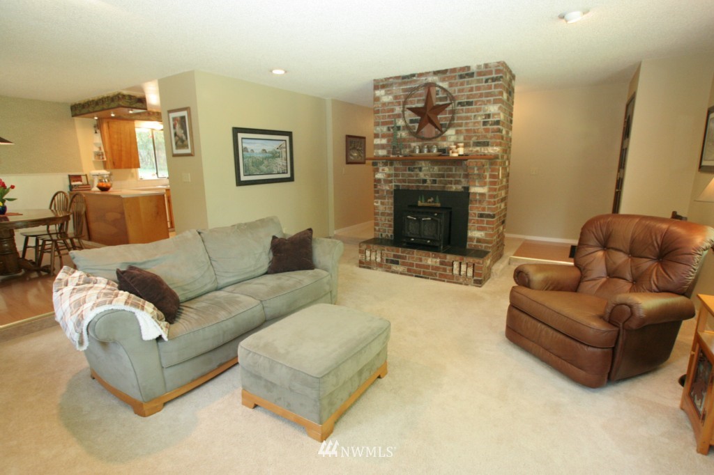 13804 Littlerock Road Southwest Rochester, WA 98579 - Photo 3 of 25