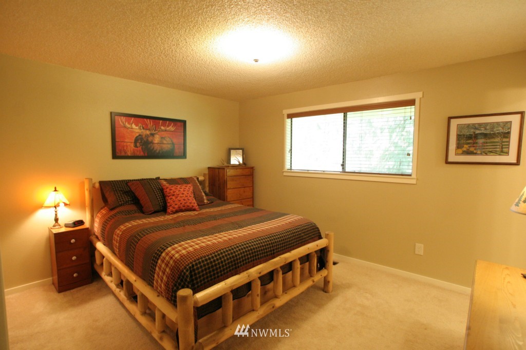 13804 Littlerock Road Southwest Rochester, WA 98579 - Photo 8 of 25