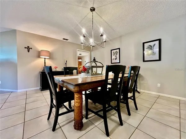 $5,995 | 2715 Montague Court East, Clearwater, FL 33761
