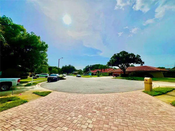 $5,995 | 2715 Montague Court East, Clearwater, FL 33761