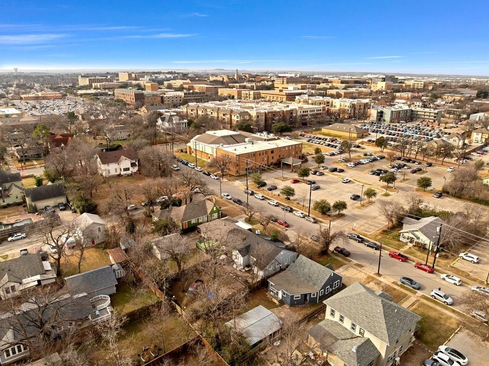 314 Fulton Street Denton, TX 76201 - Photo 28 of 29 an view of city and ocean