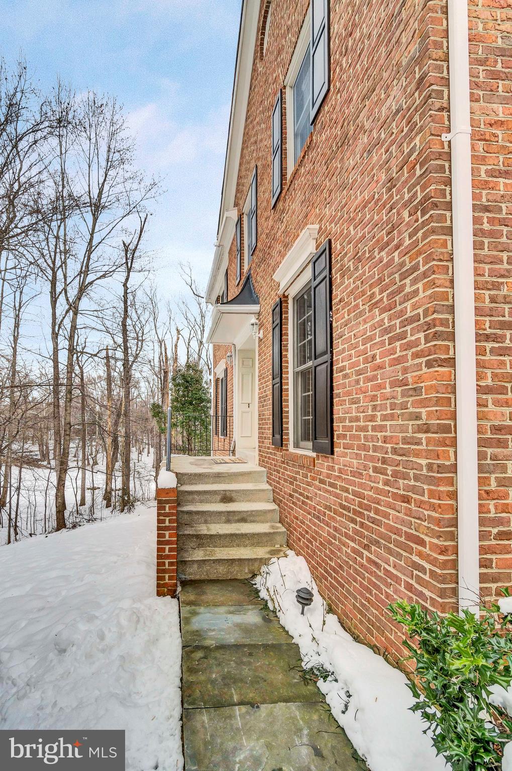 11816 Bishops Content Road Bowie, MD 20721 - Photo 4 of 51 Gallery Image 4