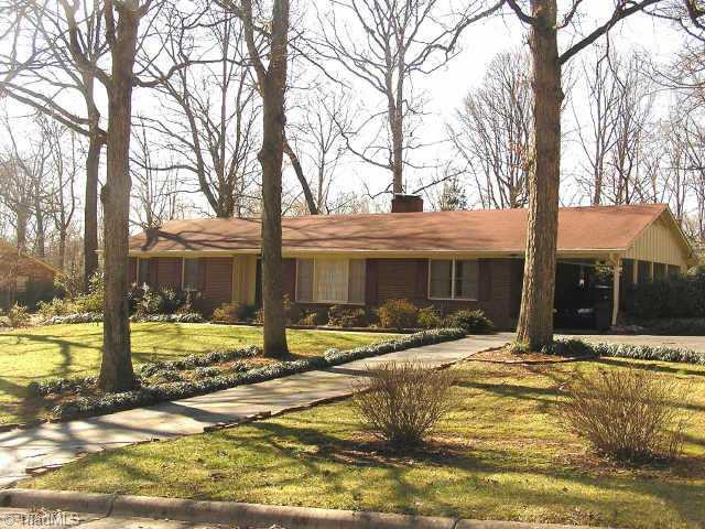 724 Longbow Road Winston-Salem, NC 27104 - Photo 1 of 1 Exterior Front.