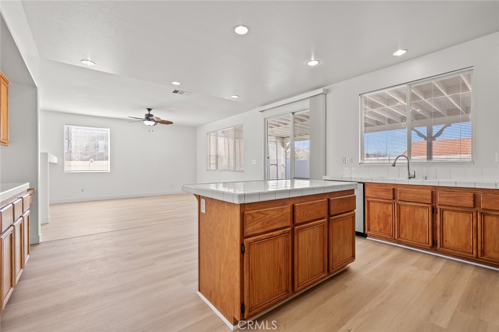 6323 Scalea Court Palmdale, CA 93552 - Photo 19 of 58