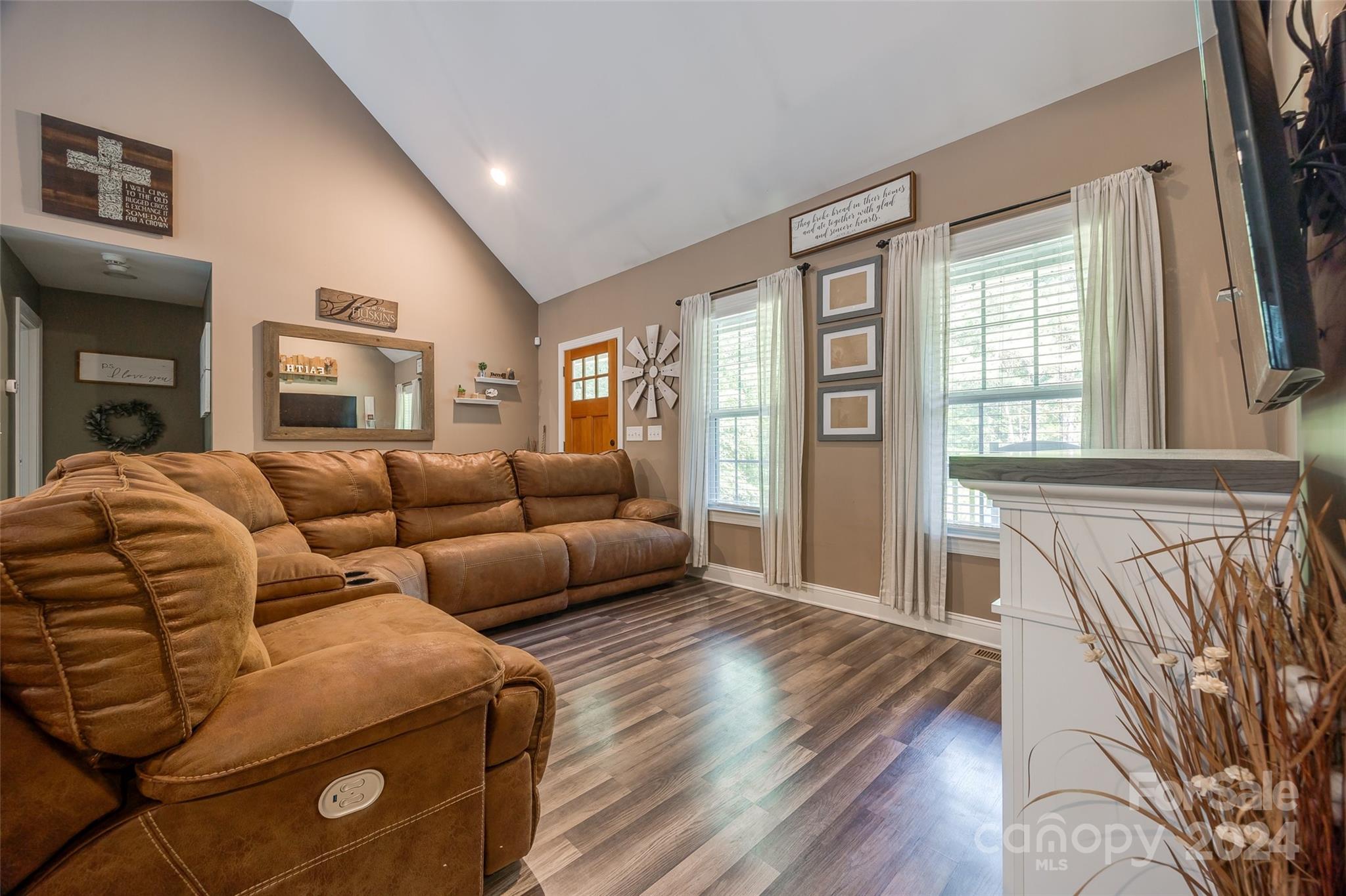 689 Mason Dickson Road York, SC 29745 - Photo 5 of 35