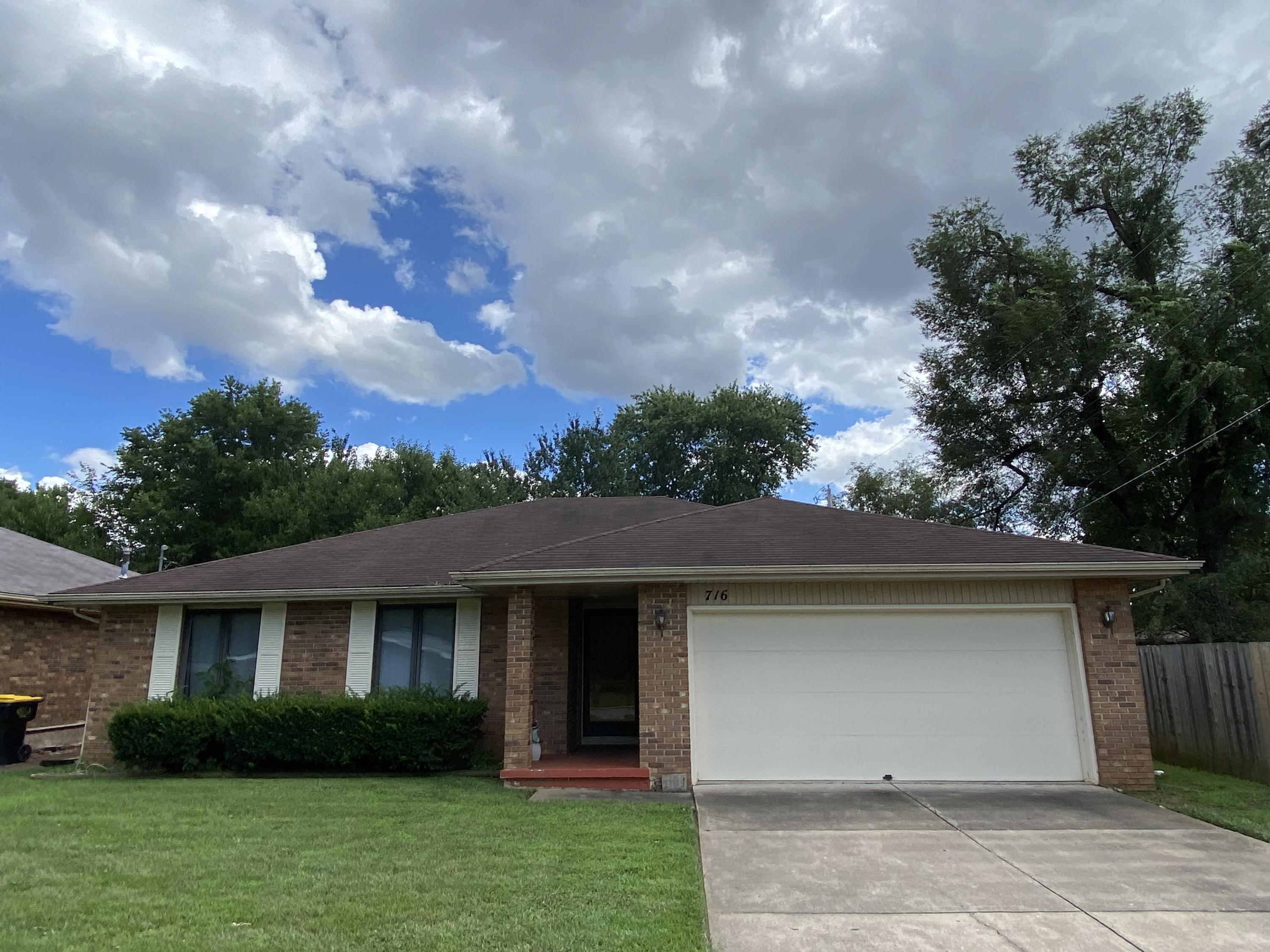 716 West Cherokee Street Springfield, MO 65807 - Photo 1 of 1 IMG_0651