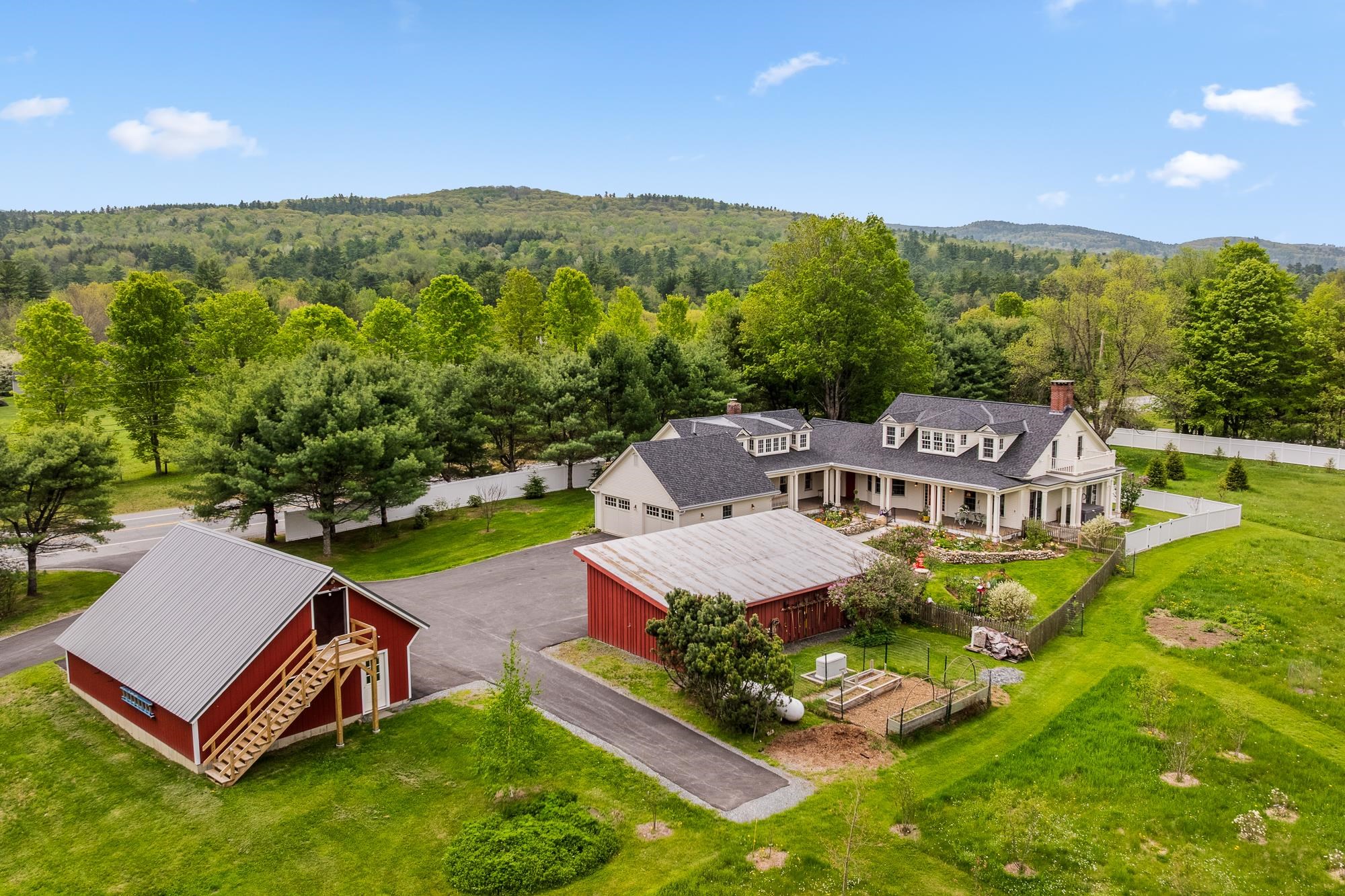 198 Lyme Road Hanover, NH 03755 - Photo 7 of 60