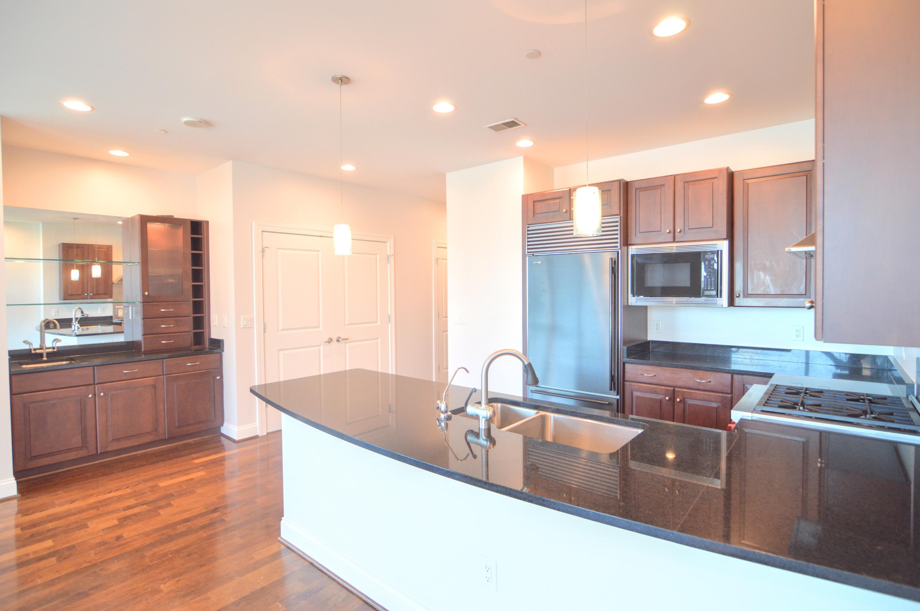 1 Roebling Way, Unit 602 Covington, KY 41011 - Photo 4 of 49