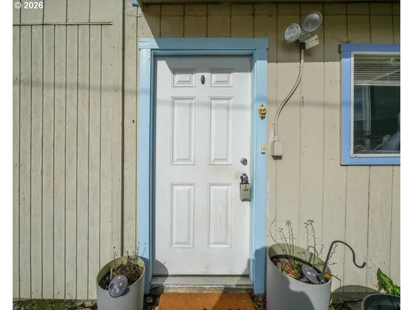 $314,900 | 131 North 10th Street, Cottage Grove, OR 97424