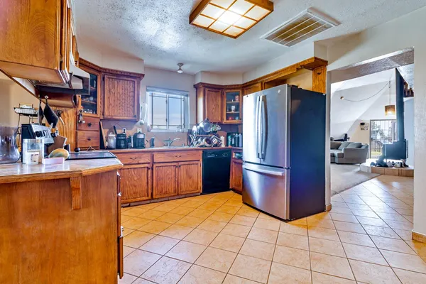 $750,000 | 34937 Avenue 13 1/2, Madera, CA 93636