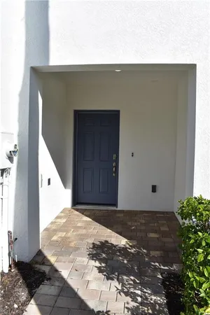 $2,400 | 15062 Wildflower Circle, Naples, FL 34119