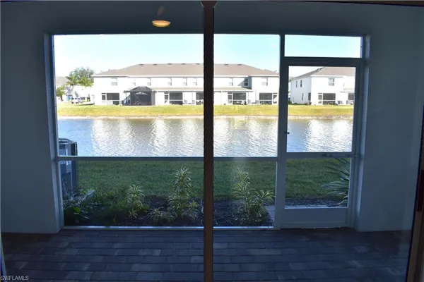 $2,400 | 15062 Wildflower Circle, Naples, FL 34119