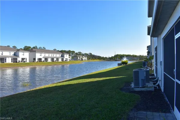 $2,400 | 15062 Wildflower Circle, Naples, FL 34119