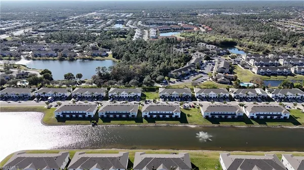 $2,400 | 15062 Wildflower Circle, Naples, FL 34119