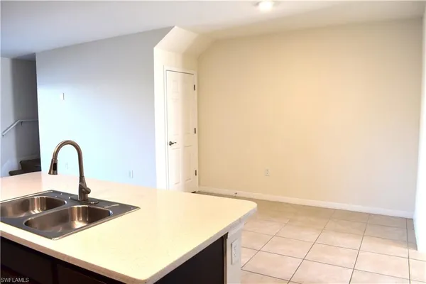 $2,400 | 15062 Wildflower Circle, Naples, FL 34119