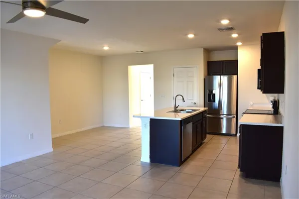 $2,400 | 15062 Wildflower Circle, Naples, FL 34119