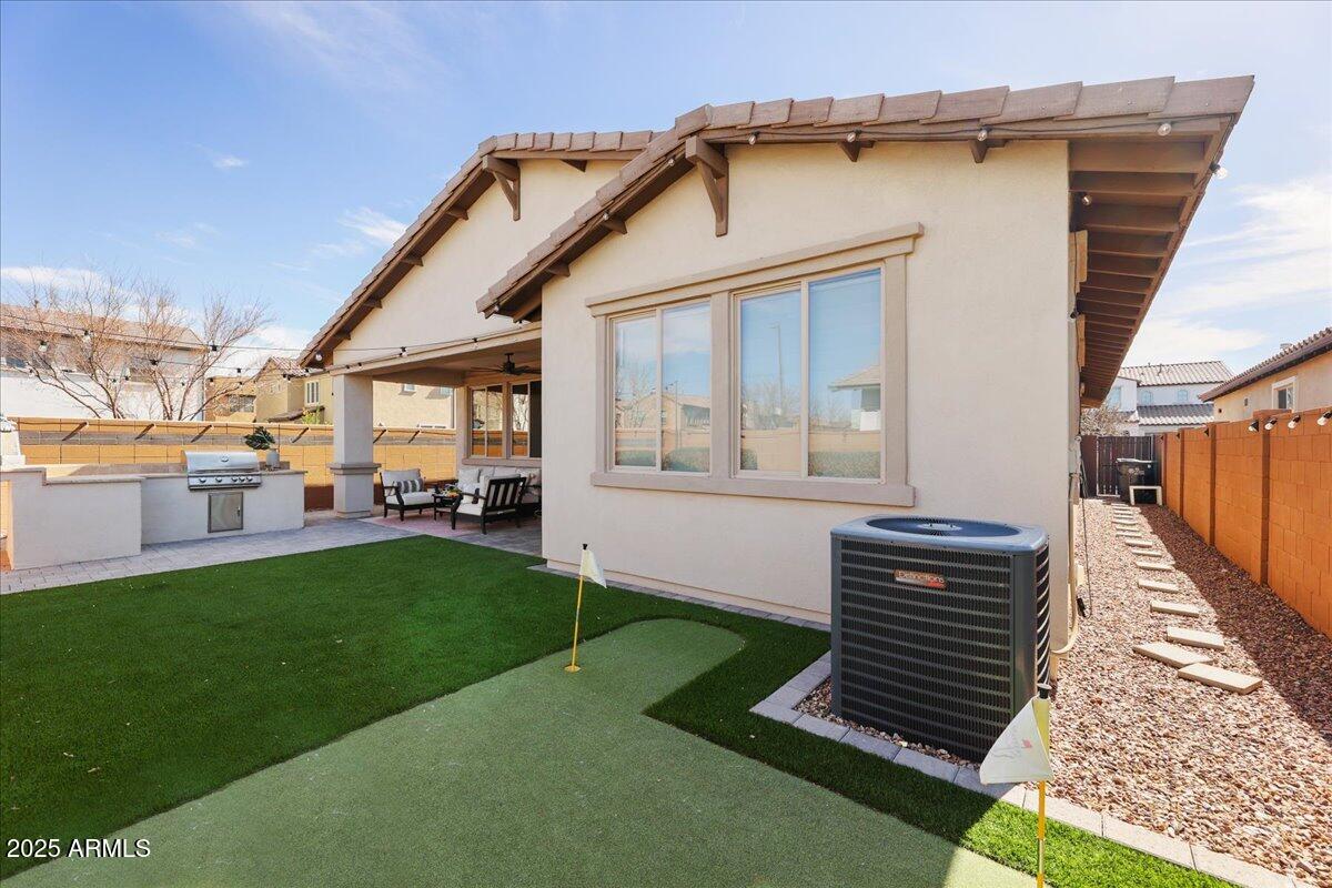 3890 East Dublin Street Gilbert, AZ 85295 - Photo 22 of 26 26-Putting Green