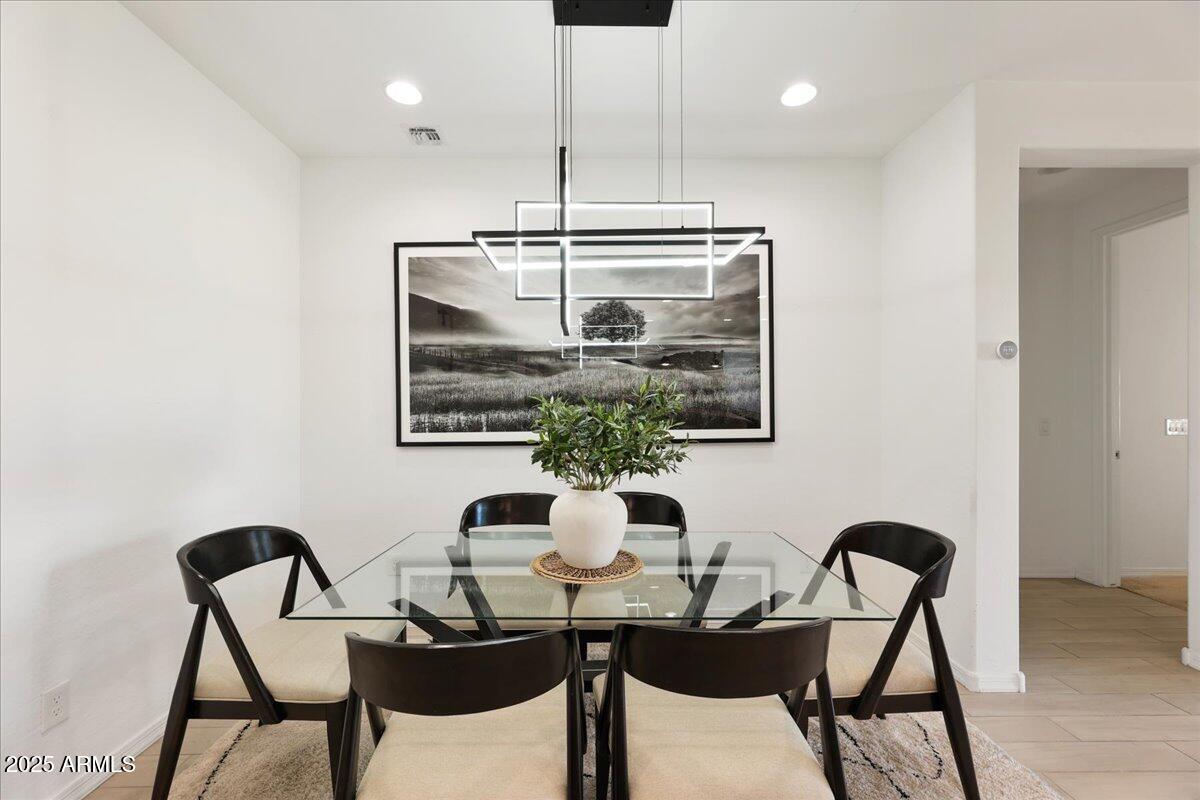 3890 East Dublin Street Gilbert, AZ 85295 - Photo 9 of 26 13-Dining Area
