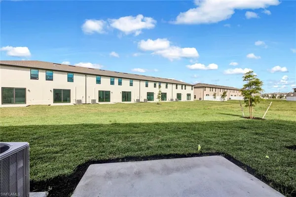 $1,895 | 14236 Oviedo Place, Fort Myers, FL 33905