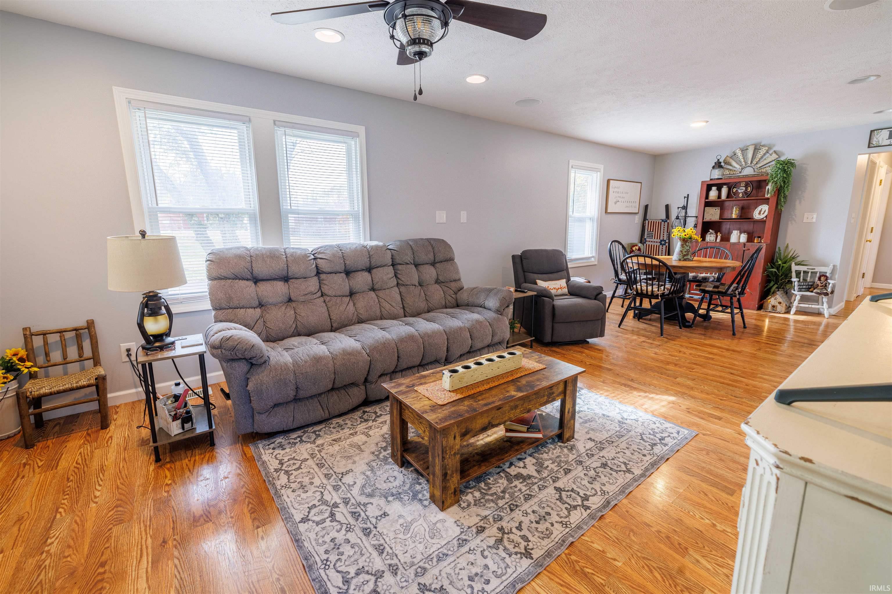 207 Guthrie Road Bedford, IN 47421 - Photo 5 of 36