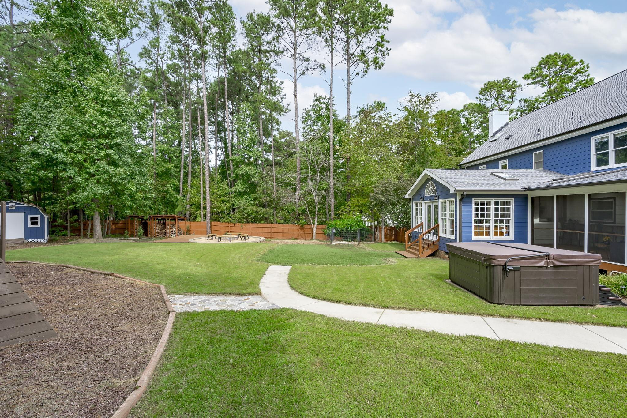 11301 Dunleith Drive Raleigh, NC 27614 - Photo 61 of 70 Side view of back yard