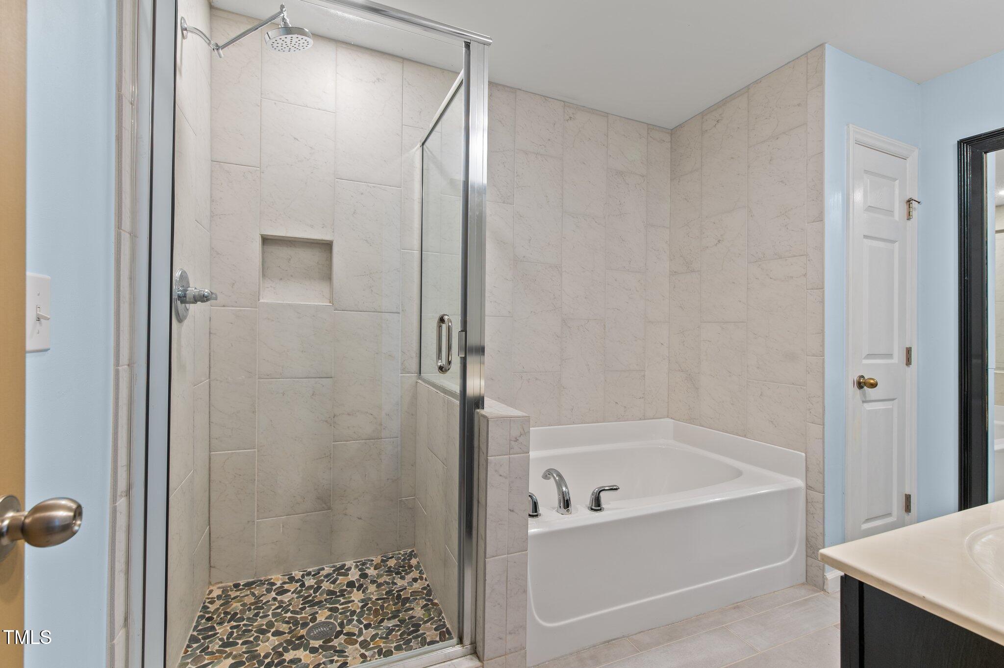 2210 Raven Road, Unit 105 Raleigh, NC 27614 - Photo 19 of 26 26-web-or-mls-DSC_8906