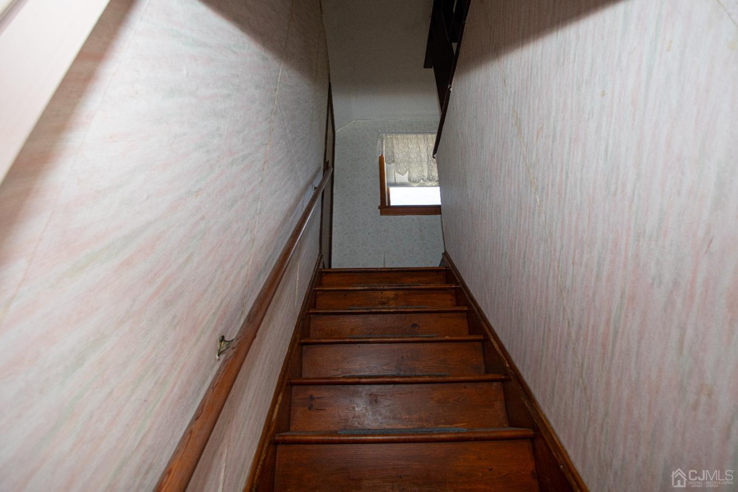 9 Becker Drive Sayreville, NJ 08859 - Photo 23 of 39 a view of entryway