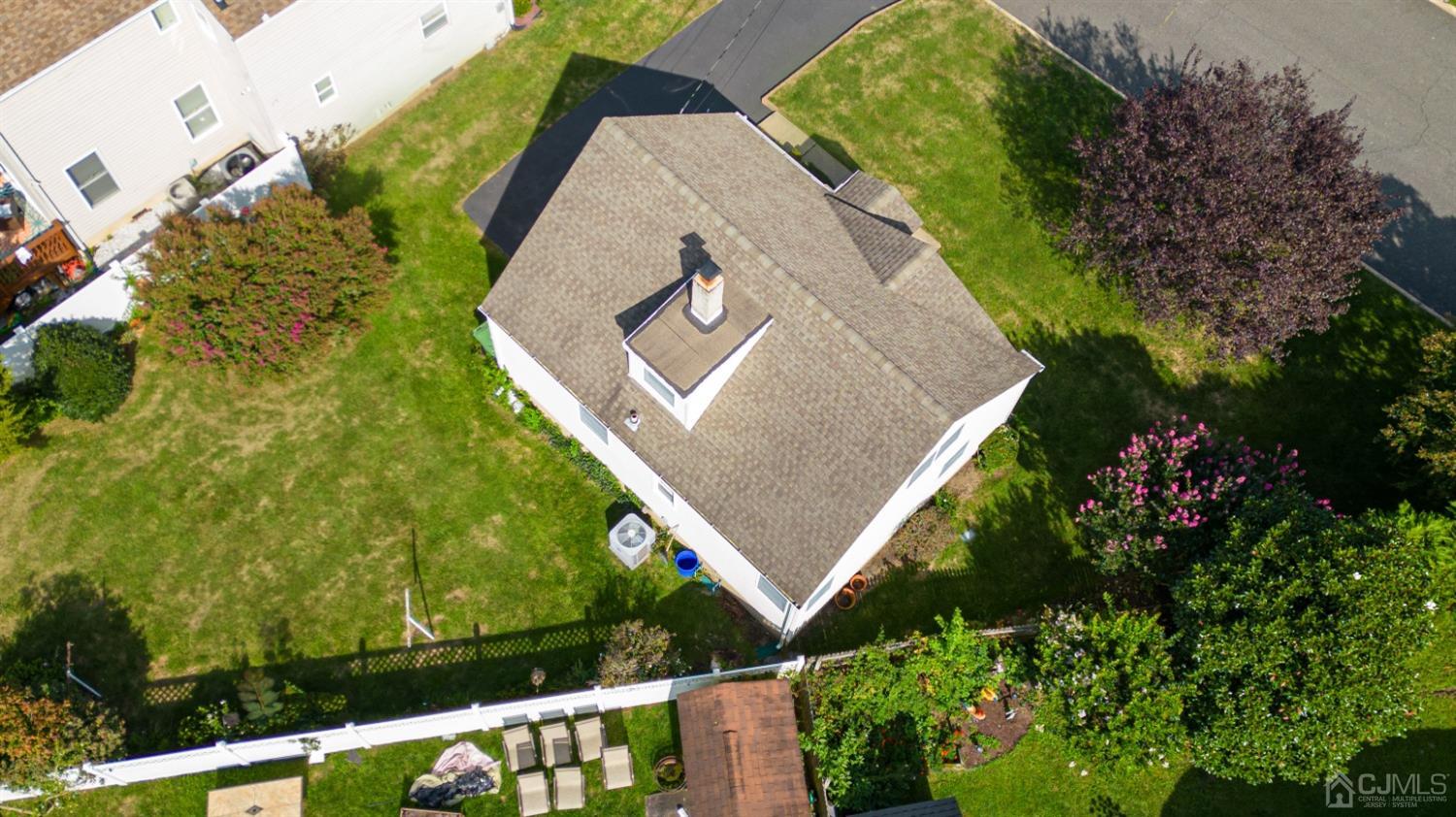 9 Becker Drive Sayreville, NJ 08859 - Photo 37 of 39 an aerial view of a house