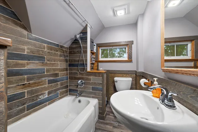 $1,775,000 | 794 Emerald Drive, Erin, WI 53027