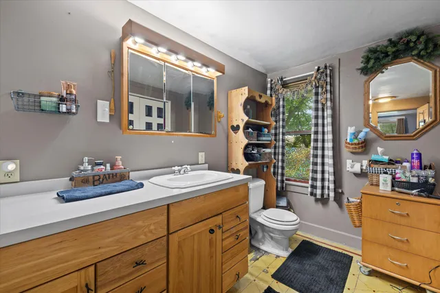 $1,775,000 | 794 Emerald Drive, Erin, WI 53027