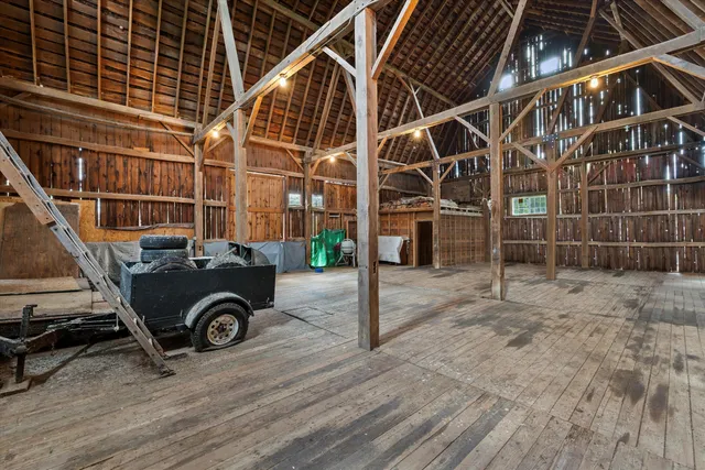 $1,775,000 | 794 Emerald Drive, Erin, WI 53027