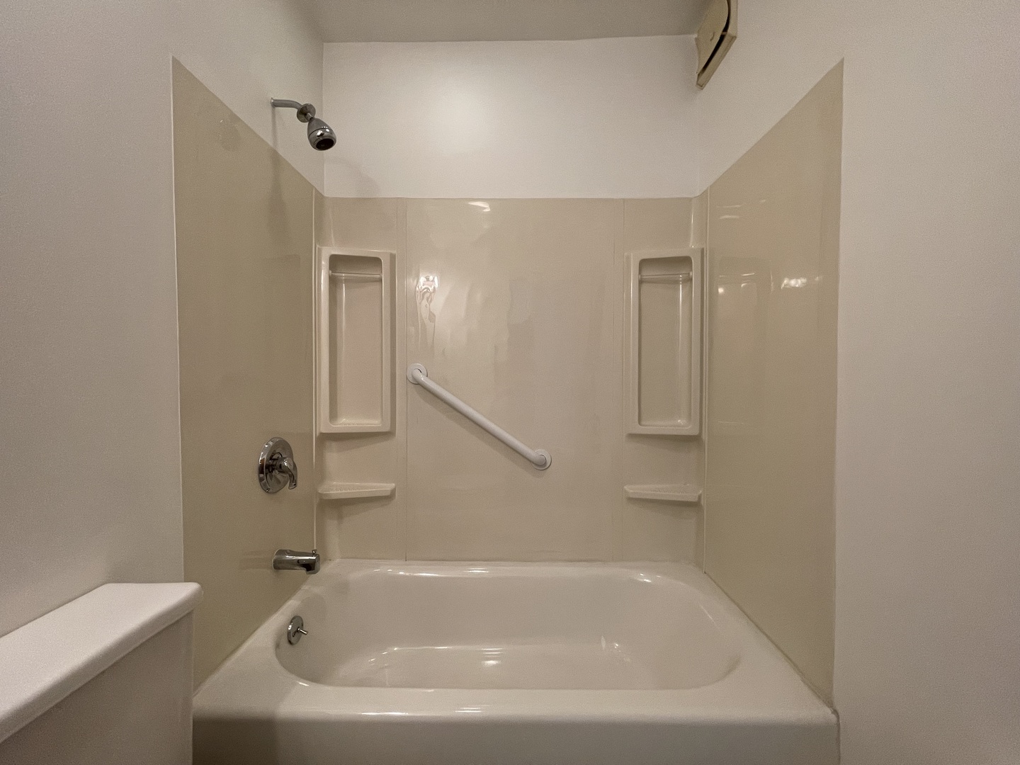 341 Custer Avenue, Unit 2 Evanston, IL 60202 - Photo 16 of 19 a white bath tub sitting in a bathroom