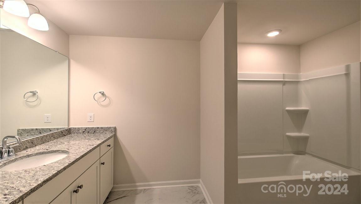 490 Fox Cove Road Hendersonville, NC 28792 - Photo 11 of 30 Gallery Image 11