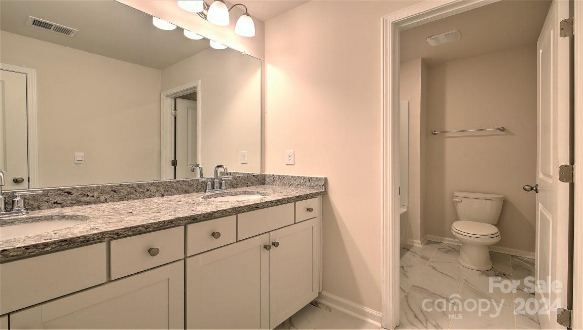 490 Fox Cove Road Hendersonville, NC 28792 - Photo 12 of 30 Gallery Image 12