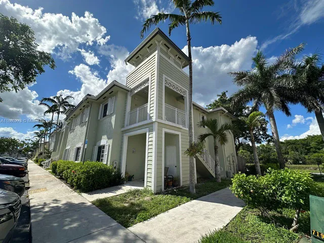 $2,100 | 2641 Northeast 4th Street, Unit 204, Homestead, FL 33033
