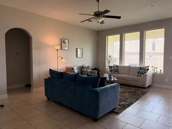 $2,594 | 3608 Lunet Ring Way, Pflugerville, TX 78660