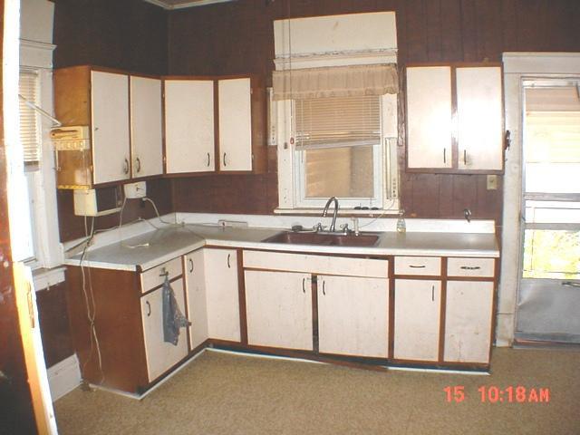 1503 North 3rd Street Clinton, IA 52732 - Photo 3 of 21 Gallery Image 3