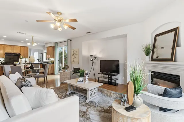 $819,000 | 5540 Tierra Gardens Lane, Carmichael, CA 95608