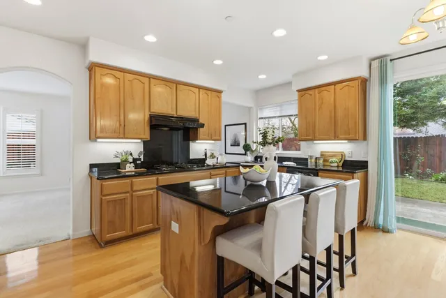 $819,000 | 5540 Tierra Gardens Lane, Carmichael, CA 95608