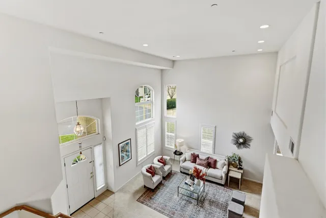 $819,000 | 5540 Tierra Gardens Lane, Carmichael, CA 95608