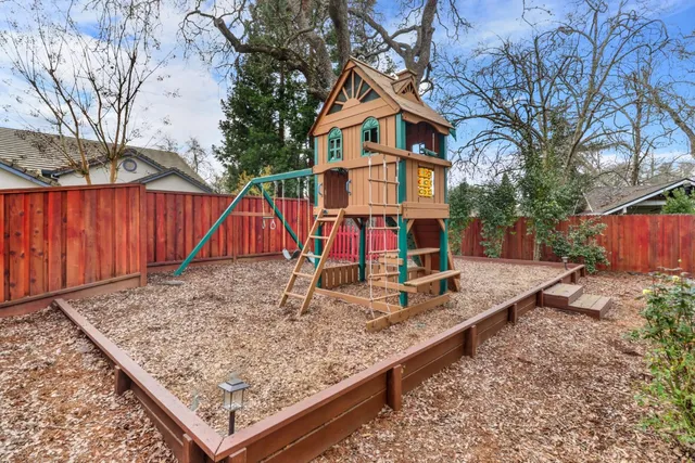 $819,000 | 5540 Tierra Gardens Lane, Carmichael, CA 95608