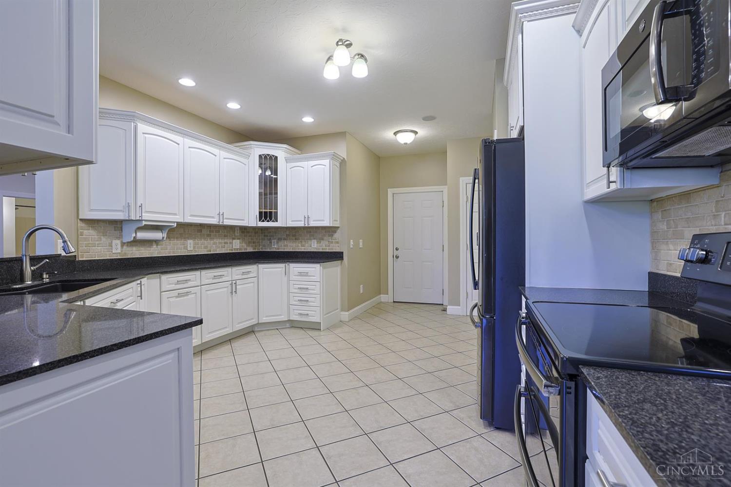3681 Wilmington Road Lebanon, OH 45036 - Photo 17 of 87