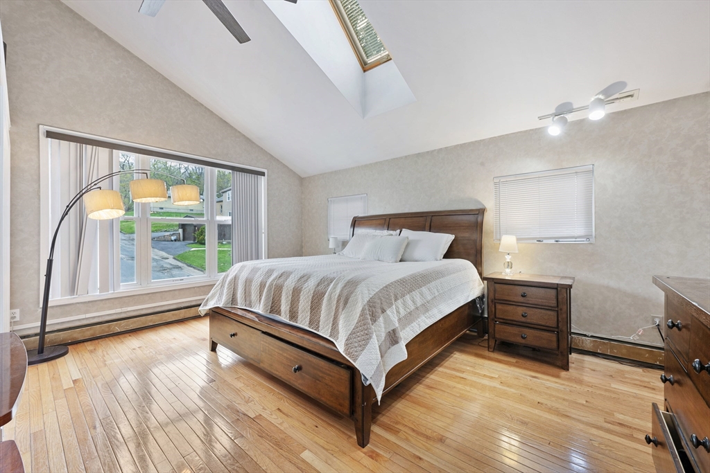 6 Harrington Way Worcester, MA 01604 - Photo 4 of 17