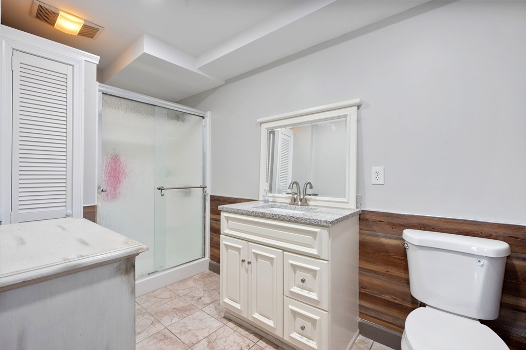 6 Harrington Way Worcester, MA 01604 - Photo 7 of 17