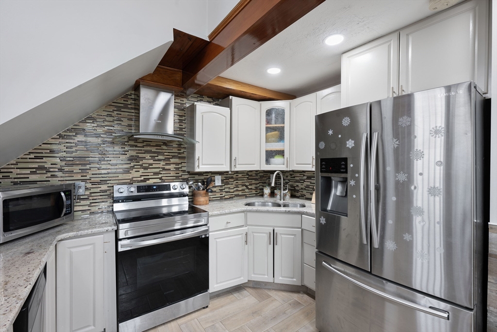 6 Harrington Way Worcester, MA 01604 - Photo 10 of 17